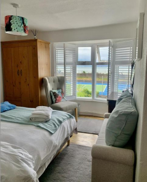 Marine Cottage